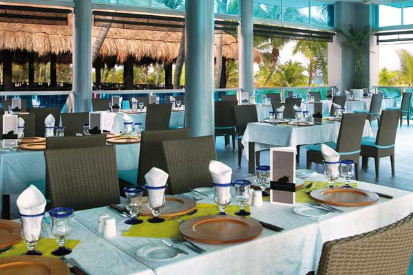 Restaurant - Hotel Riu Yucatan - All Inclusive - Playa del Carmen, Mexico